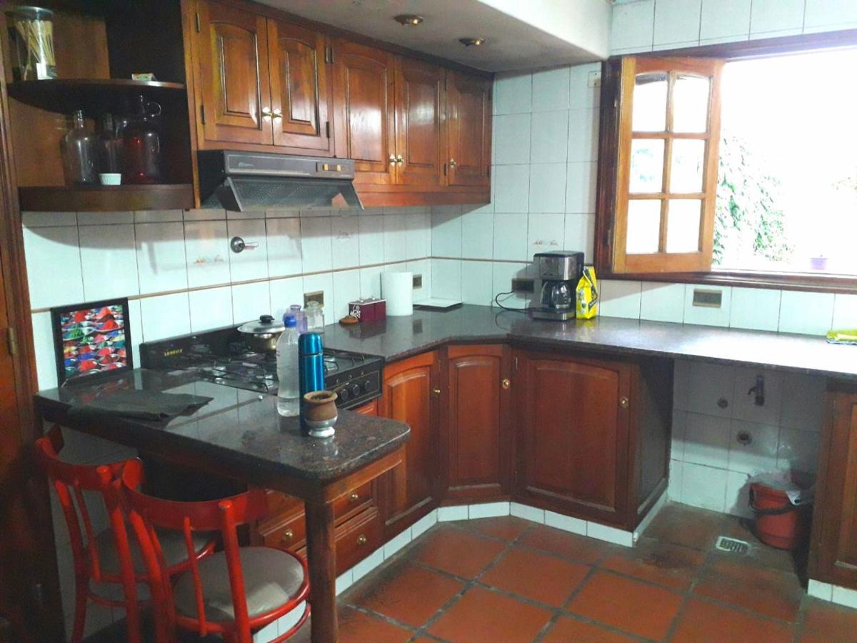 Tanino Guest House Мендоса Экстерьер фото